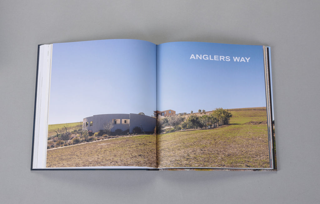 ESSAYS & ESSAIS: DNM Architecture