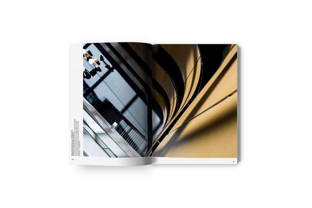 Chasing the Sky: 20 Stories of Women in Architecture - Oscar Riera Ojeda Publishers