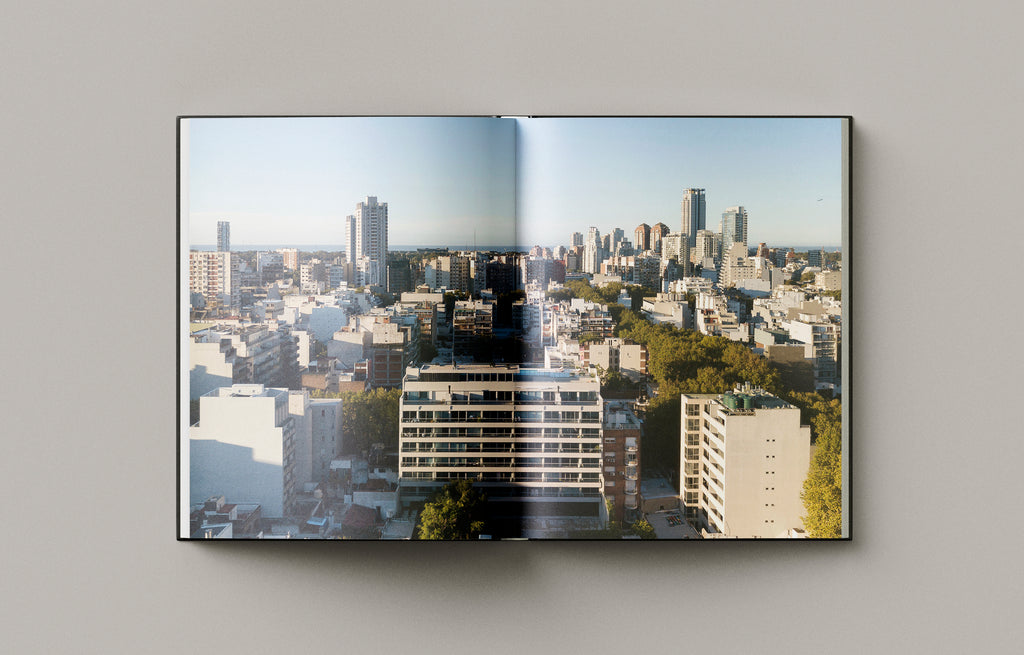 <strong>Mirabilia </strong> <br> Desarrollo + Arquitectura <br> Development + Architecture